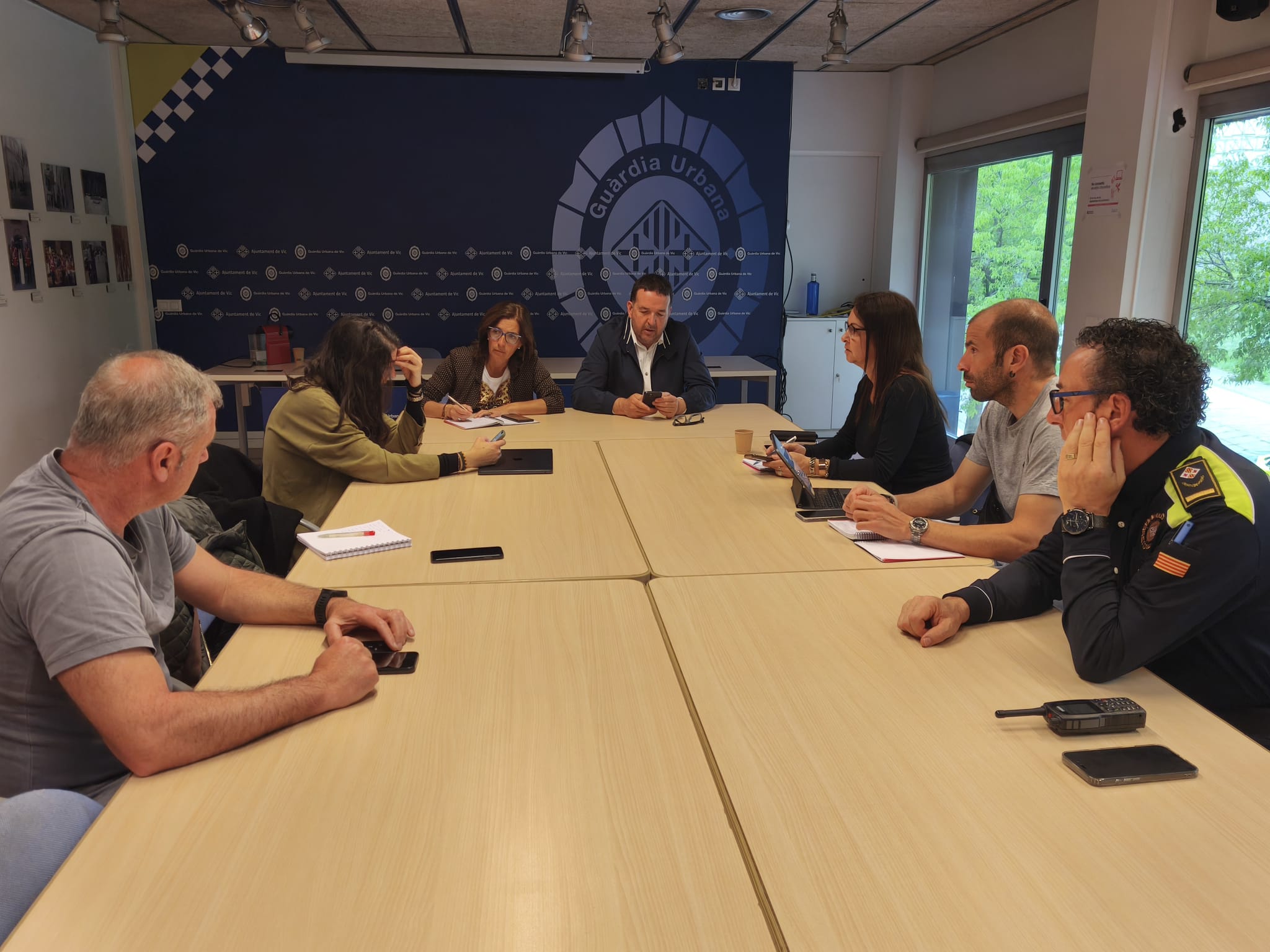 Per qualsevol emergència podeu contactar amb Guàrdia Urbana